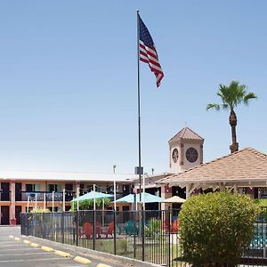 Howard Johnson By Wyndham Yuma